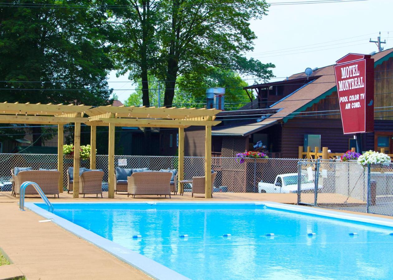 Motel Montreal Lake George Exterior photo